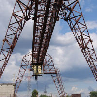 Козловой кран ККС 10: маневренность + универсальность